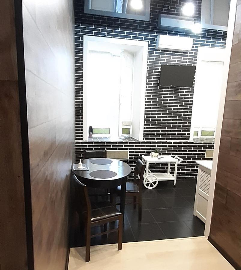 Viva Olive - Студия Со Спальней В Центре Kremenciuk Exterior foto