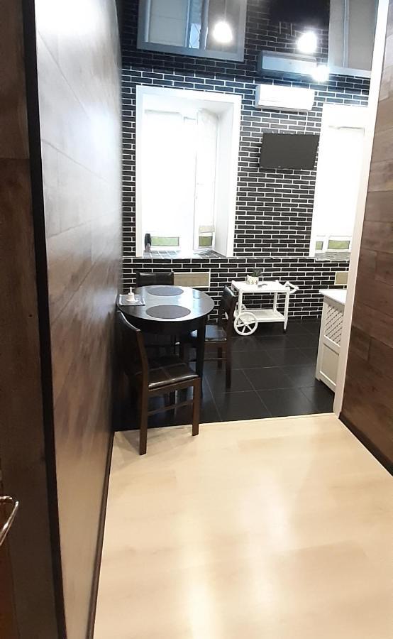 Viva Olive - Студия Со Спальней В Центре Kremenciuk Exterior foto