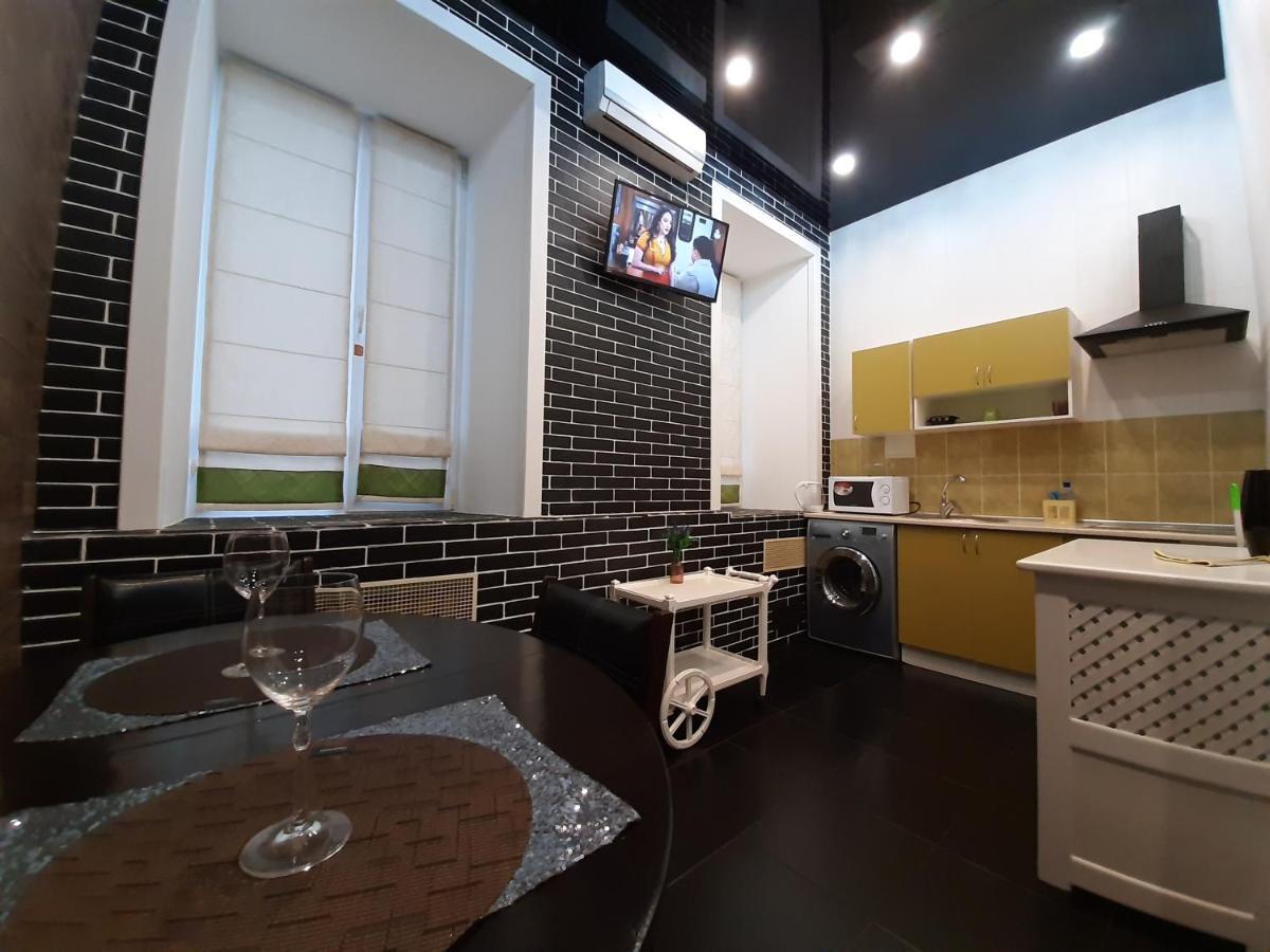 Viva Olive - Студия Со Спальней В Центре Kremenciuk Exterior foto