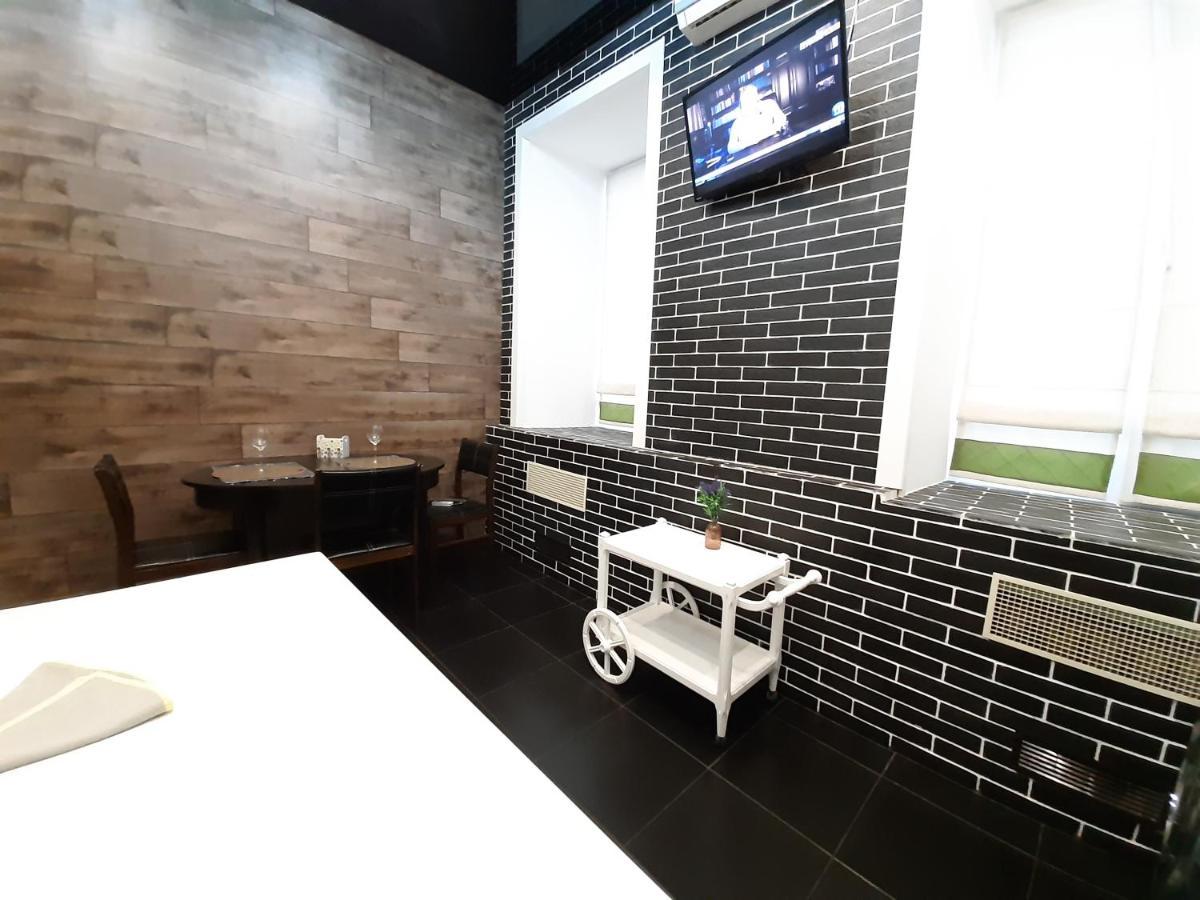 Viva Olive - Студия Со Спальней В Центре Kremenciuk Exterior foto